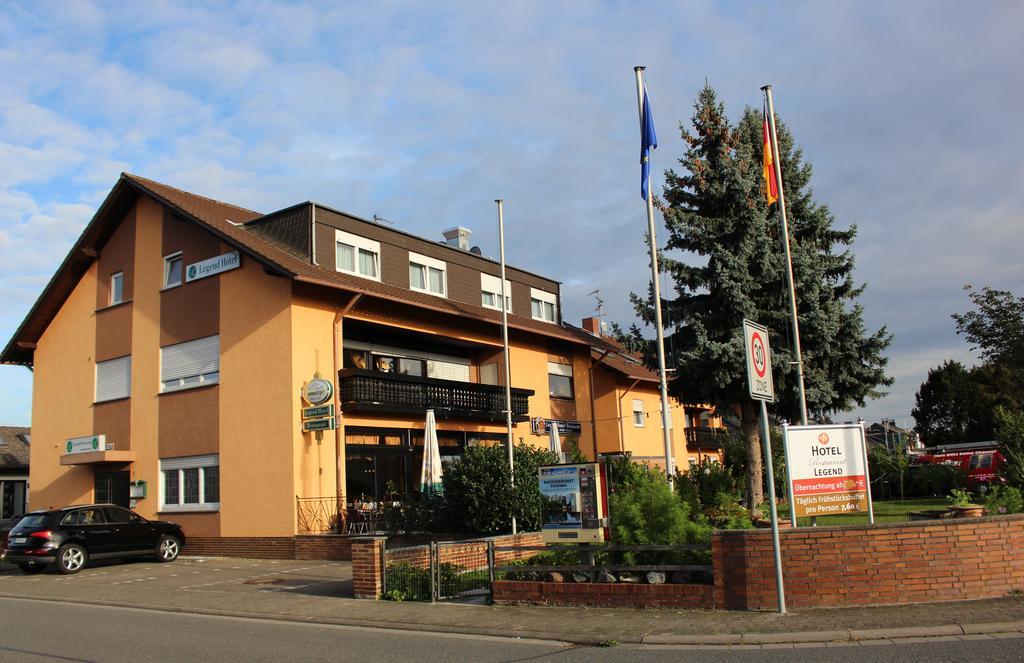 Legend Hotel Biebesheim am Rhein Екстериор снимка